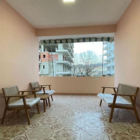Vila Osmenaj Rent Room Or Apartment Vlorë Extérieur photo