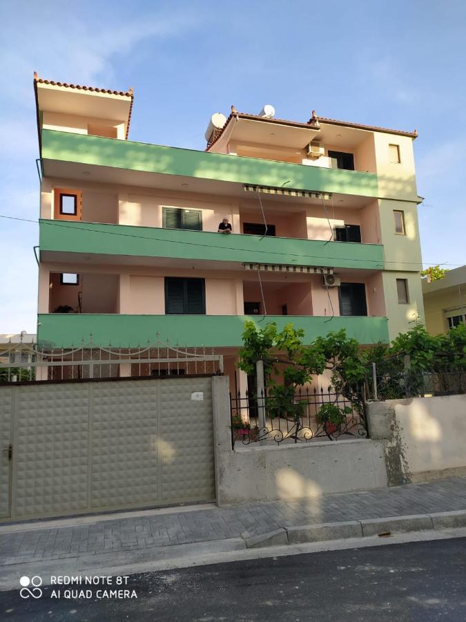 Vila Osmenaj Rent Room Or Apartment Vlorë Extérieur photo
