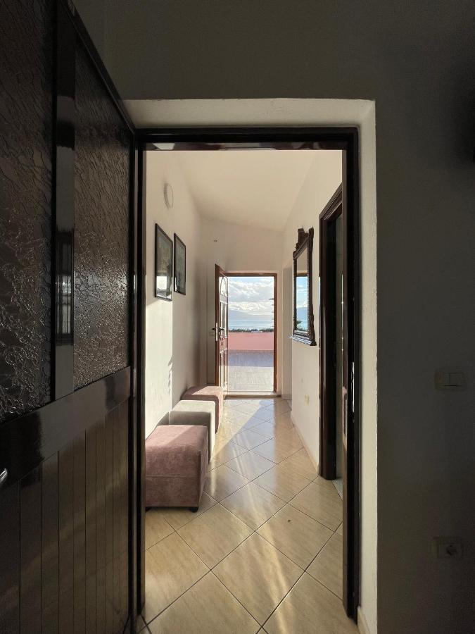 Vila Osmenaj Rent Room Or Apartment Vlorë Extérieur photo