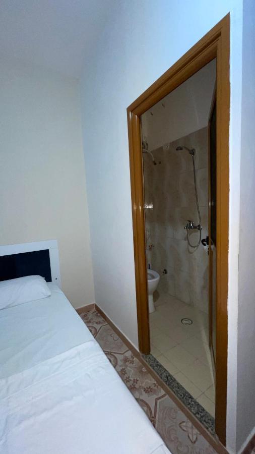 Vila Osmenaj Rent Room Or Apartment Vlorë Extérieur photo