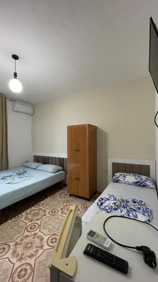 Vila Osmenaj Rent Room Or Apartment Vlorë Extérieur photo