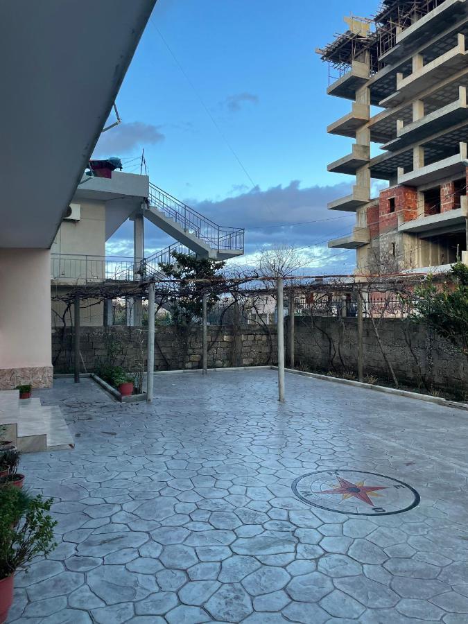 Vila Osmenaj Rent Room Or Apartment Vlorë Extérieur photo