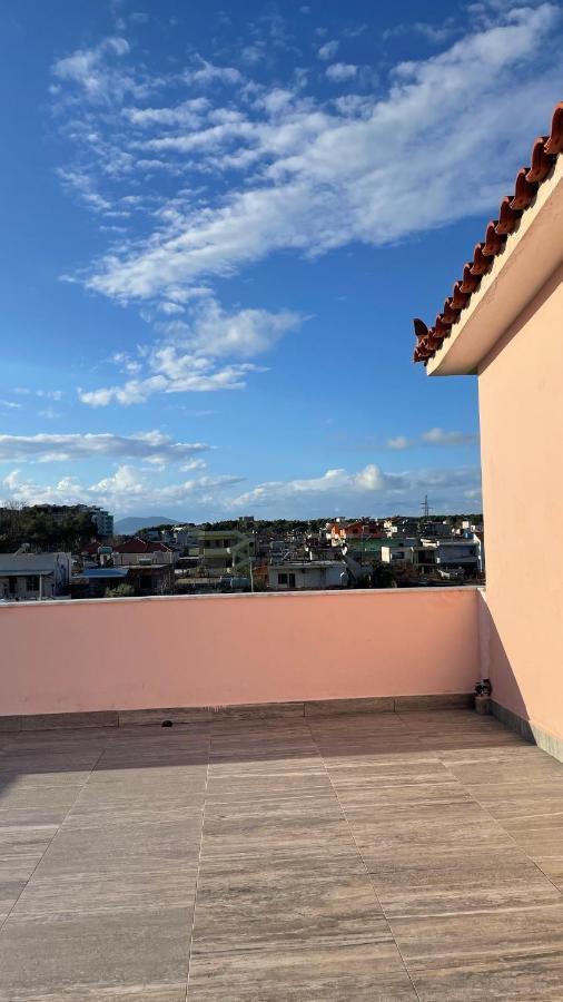 Vila Osmenaj Rent Room Or Apartment Vlorë Extérieur photo