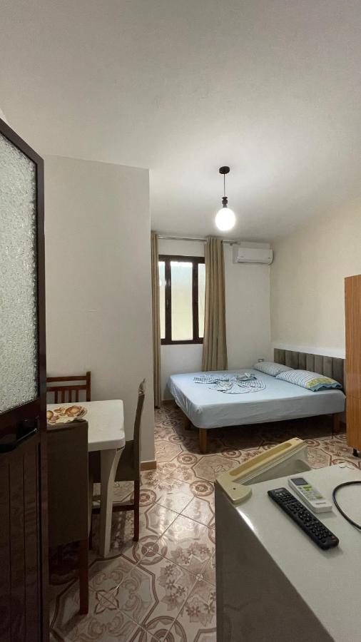 Vila Osmenaj Rent Room Or Apartment Vlorë Extérieur photo