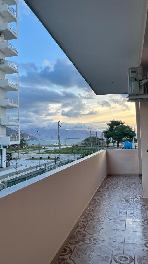 Vila Osmenaj Rent Room Or Apartment Vlorë Extérieur photo